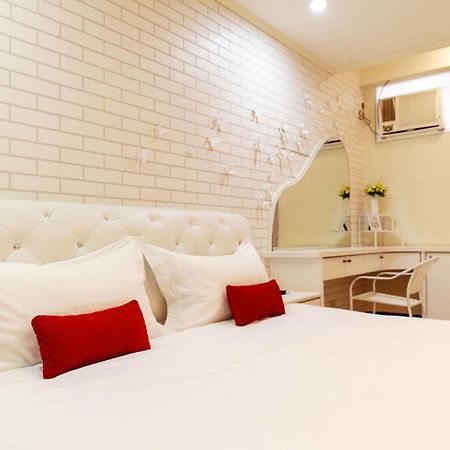 Ariyoshi Ya Apartment Tainan Bagian luar foto