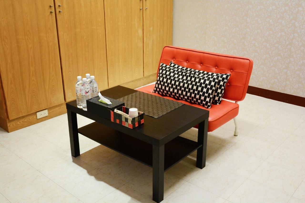 Ariyoshi Ya Apartment Tainan Bagian luar foto