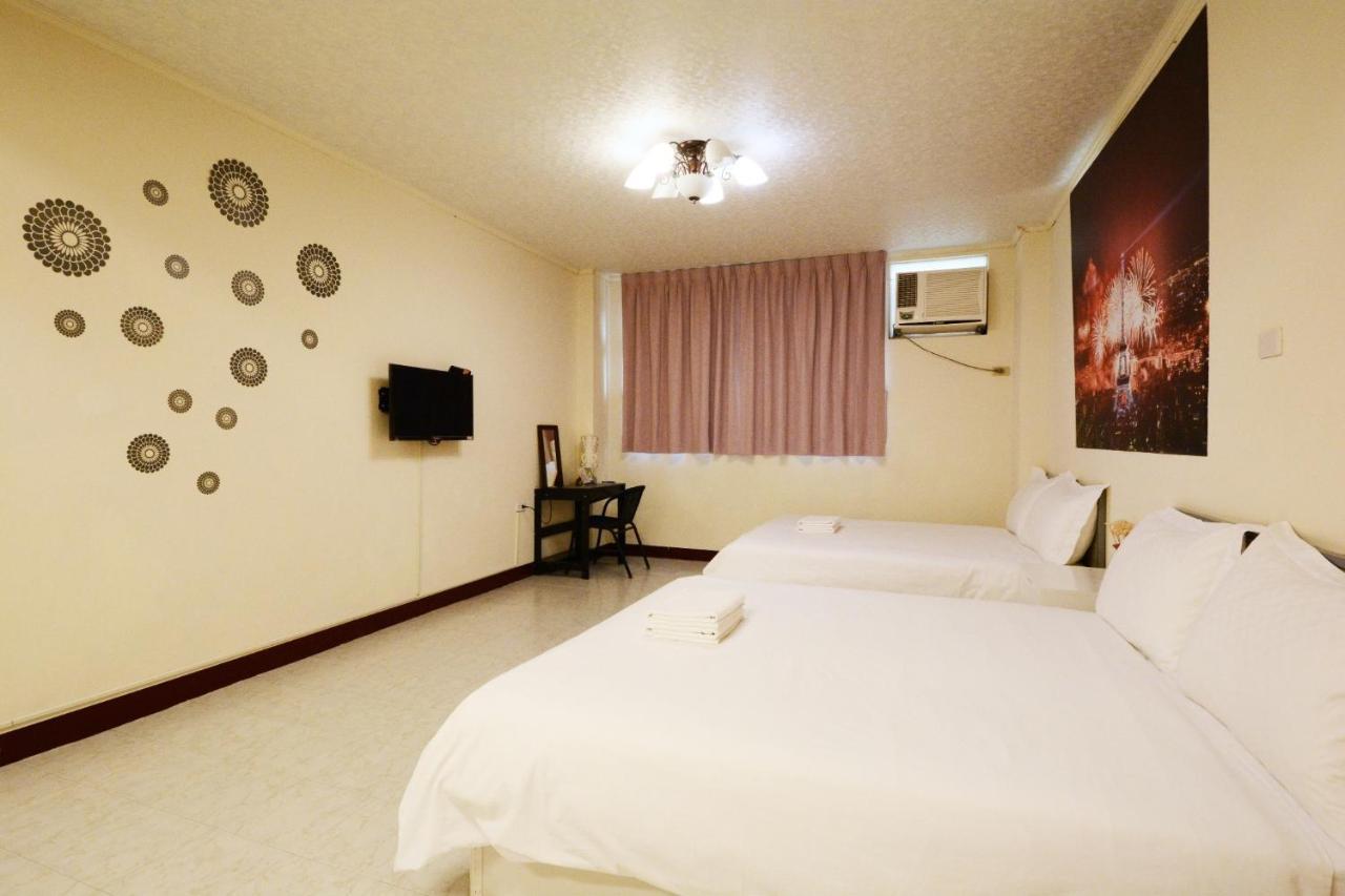 Ariyoshi Ya Apartment Tainan Bagian luar foto