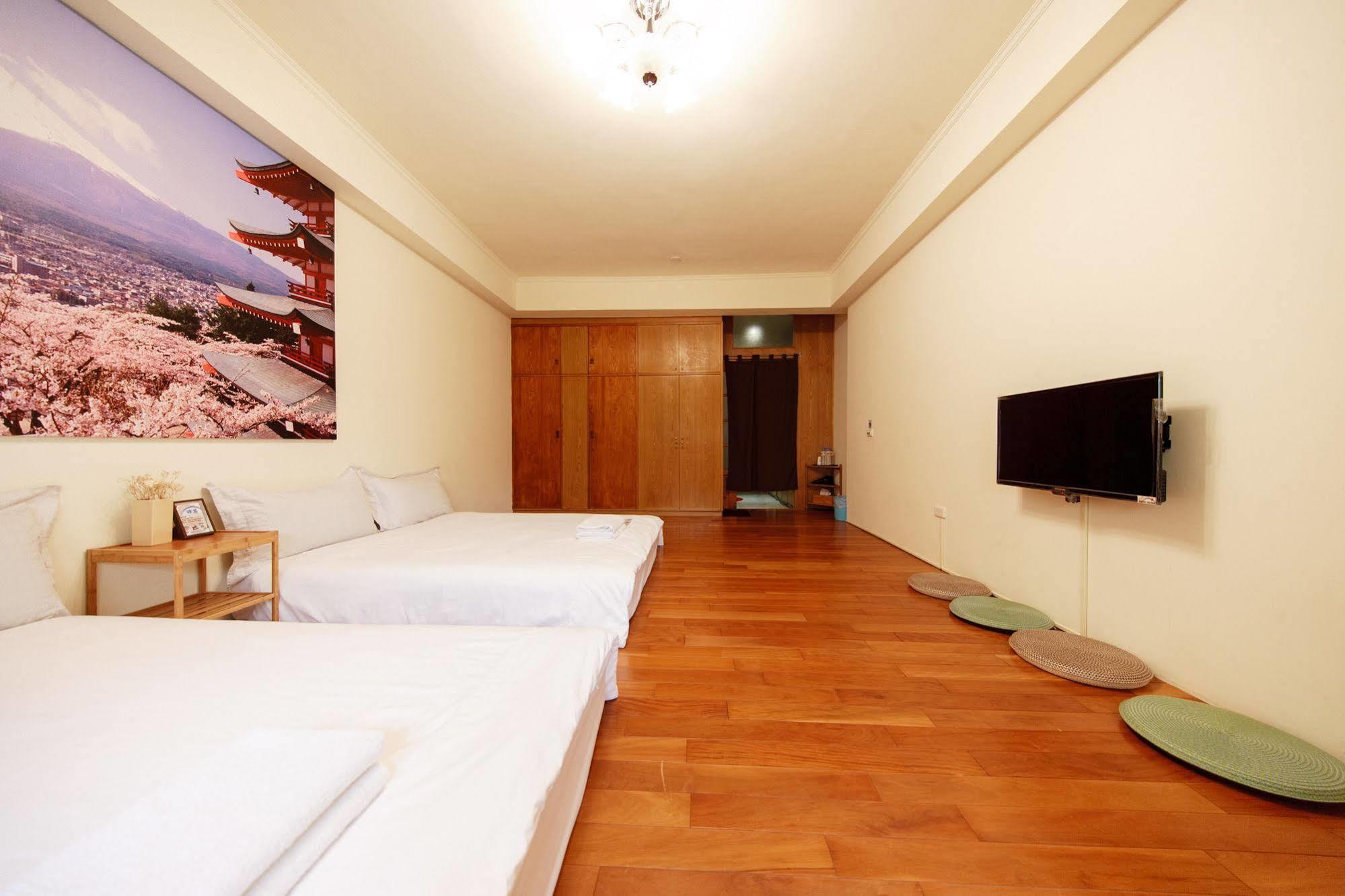 Ariyoshi Ya Apartment Tainan Bagian luar foto